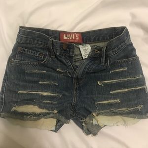 Levi’s shorts
